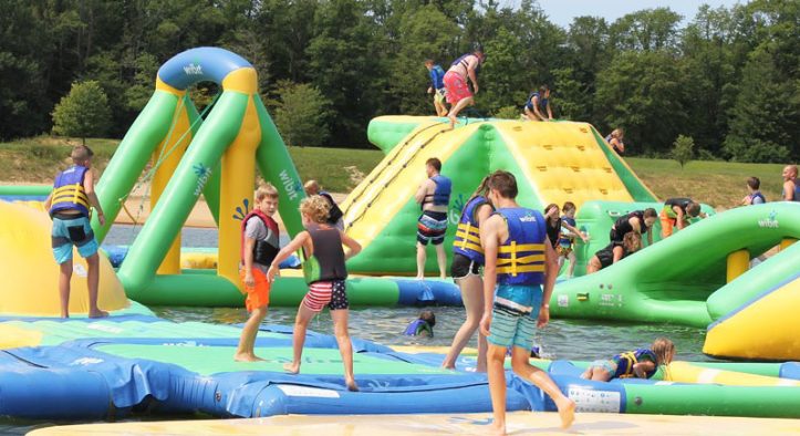 Kids and Nature: Reconnecting through Outdoor Fun